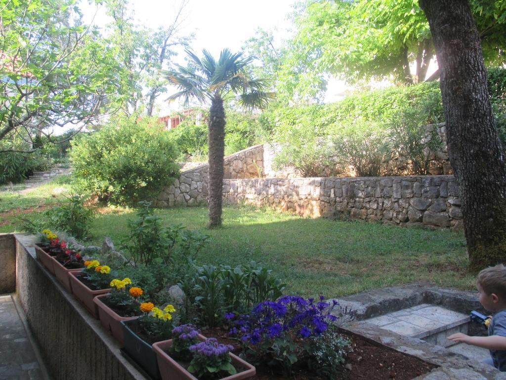 Apartments Marja نجيفيش الغرفة الصورة